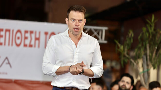 «Πυρά» Σ.Κασσελάκη: «Παίζετε με τις λέξεις ‘καρατόμηση – μετάθεση’ και εμπαίζετε τον ελληνικό λαό»