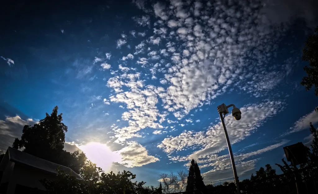 Καιρός: Αίθριος αύριο σχεδόν σε όλη τη χώρα – Πέφτει η θερμοκρασία