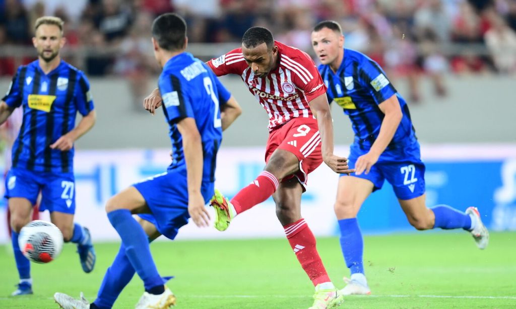 Ο Ολυμπιακός πήρε με άνεση το «διπλό» στην έδρα της Λαμίας με σκορ 5-1