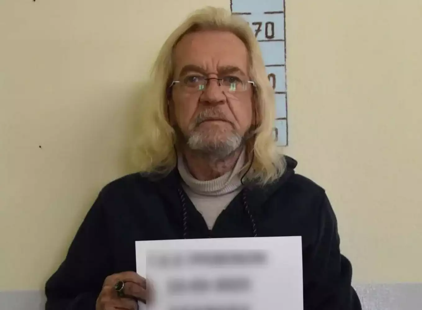 Απαλλάχθηκε από την κατηγορία του βιασμού της ανήλικης βαφτισιμιάς του ο «Ξανθός μάγος»