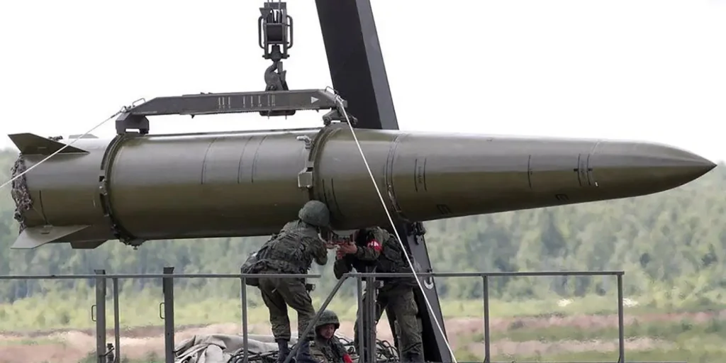 Προσβολή εργοστασίου UAV από Iskander-M στη Ζαπορίζια – Τα βαλλιστικά όπλα αλλάζουν τον πόλεμο (βίντεο)