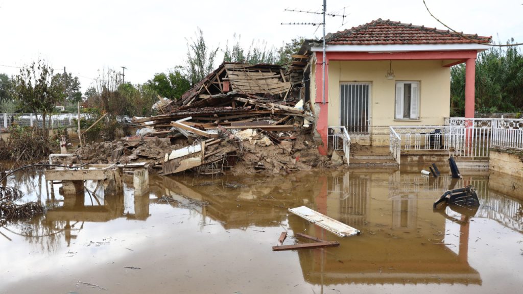 Πλημμυροπαθείς Νέας Σμύρνης Λάρισας για ΕΝΦΙΑ: «Μόνο οργή προκαλεί η απάντηση της ΑΑΔΕ»