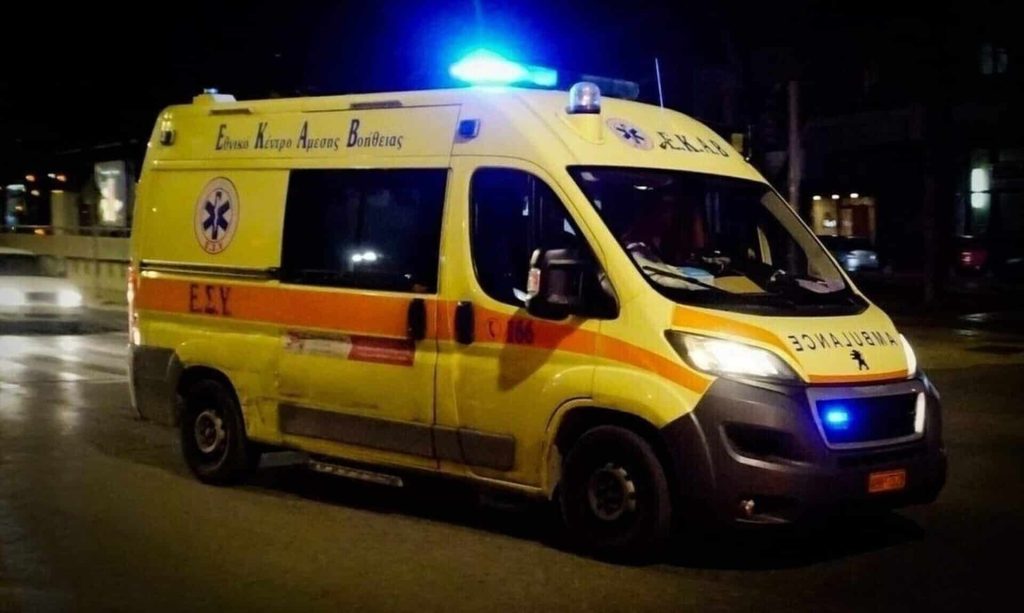 Σοκαριστικό τροχαίο στο Μαρκόπουλο: Αυτοκίνητο προσέκρουσε σε κολόνα – Ένας νεκρός και μία βαριά τραυματίας