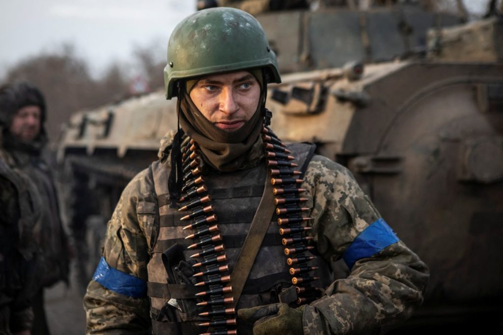 Η Ουκρανία ψάχνει στρατιώτες: Τελειώνουν οι εθελοντές, κατάταξη φυλακισμένων και πρόστιμα σε όσους δεν παρουσιάζονται