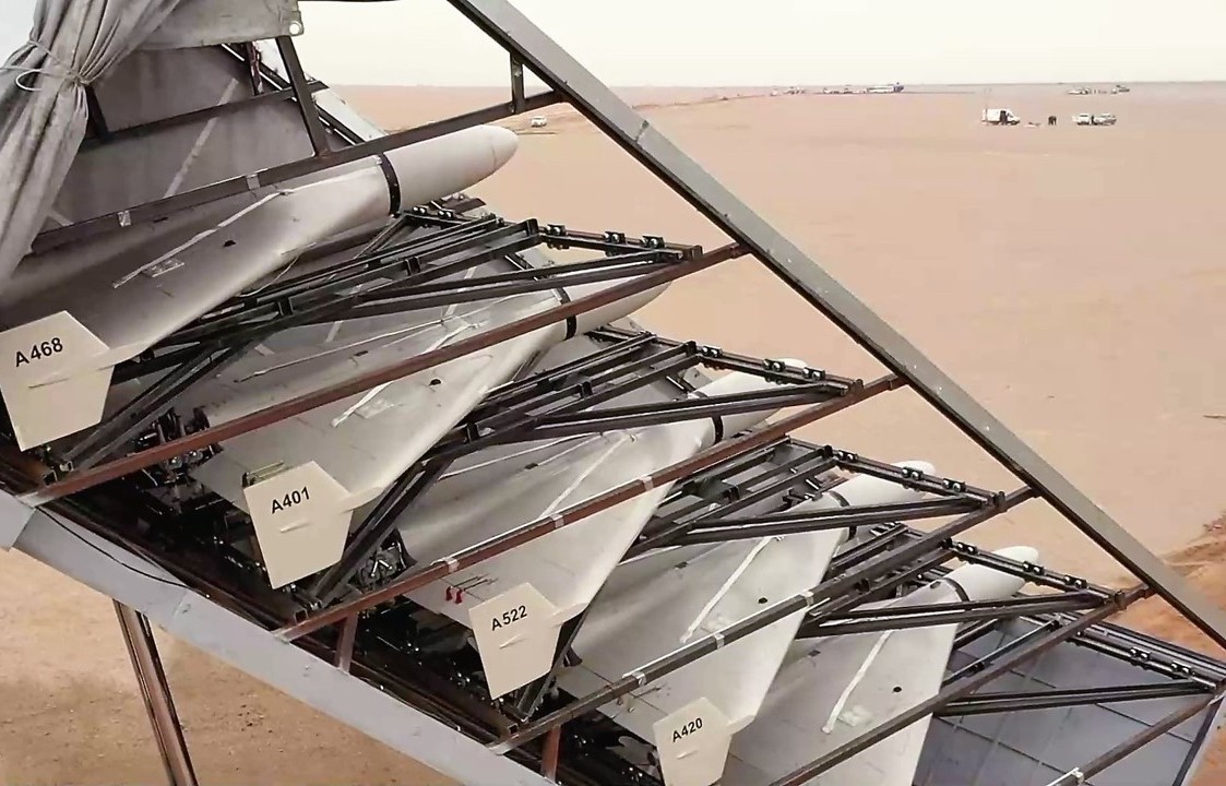 Εντοπισμός και πλήρης καταστροφή αποθήκης οπλισμού στο Χάρκοβο από σμήνος ρωσικών drone