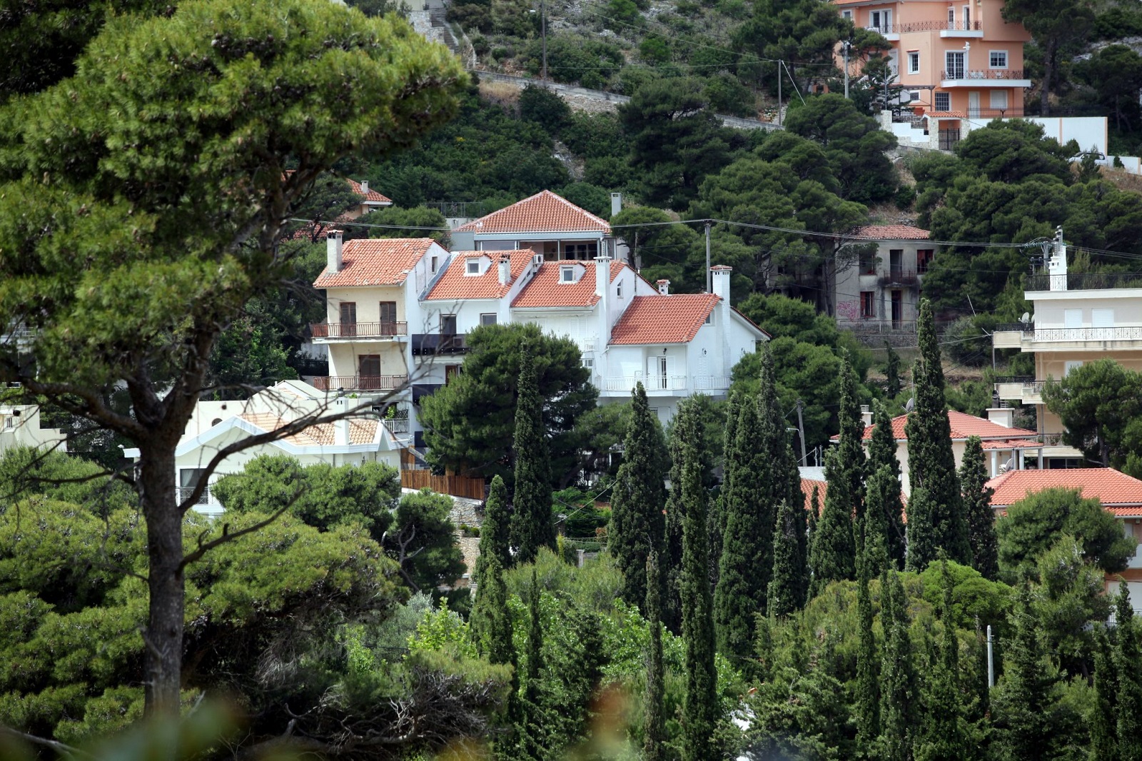 ΥΠΕΝ: Παρατείνεται η προθεσμία για την επιβολή του «φόρου» πυροπροστασίας ακινήτων