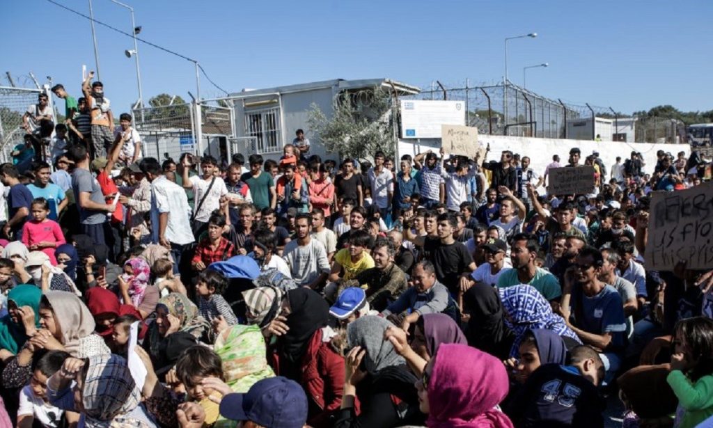 Το ευρωκοινοβούλιο ψήφισε το νέο Σύμφωνο Μετανάστευσης γιατί βλέπει μεγάλη άνοδο της σκληρής Δεξιάς στις ευρωεκλογές