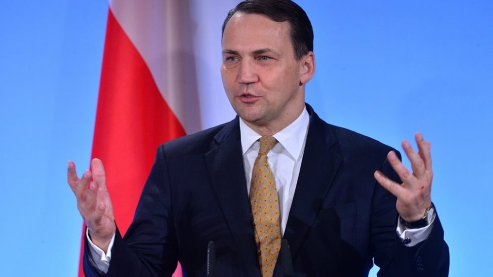 ΥΠΕΞ Πολωνίας: «Οι Κινέζοι μονο μπορούν να πείσουν τον Β.Πούτιν να τερματίσει τον πόλεμο»