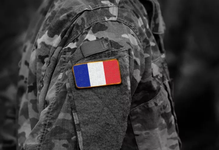 Γαλλία: Σκάνδαλο σεξουαλικών επιθέσεων στις ένοπλες δυνάμεις – Ξεκίνησε έρευνα