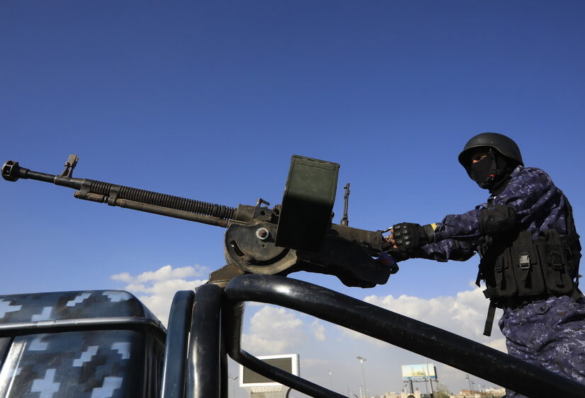 Αντιπλοϊκό βαλλιστικό πύραυλο των Χούθι της Υεμένης στην Ερυθρά Θάλασσα λένε πως κατέστρεψαν οι ΗΠΑ