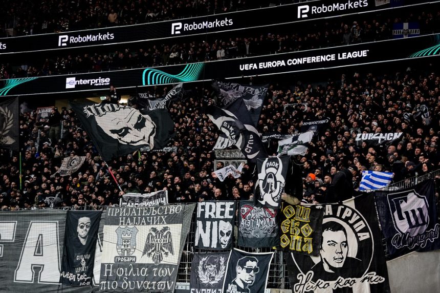 «Χάος» στην Μπριζ: Αστυνομικοί άρπαξαν εισιτήρια Ελλήνων και τους απείλησαν με φυλακή!