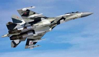 Ξεκίνησε η παράδοση στην ρωσική Αεροπορία των πρώτων αναβαθμισμένων μαχητικών 4++ γενιάς Su-35S