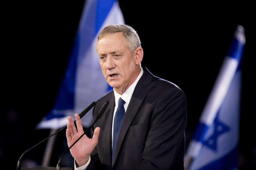 Ισραηλινός υπουργός πολέμου: «Θα απαιτήσουμε ένα τίμημα από το Ιράν ως απάντηση στην επίθεση»