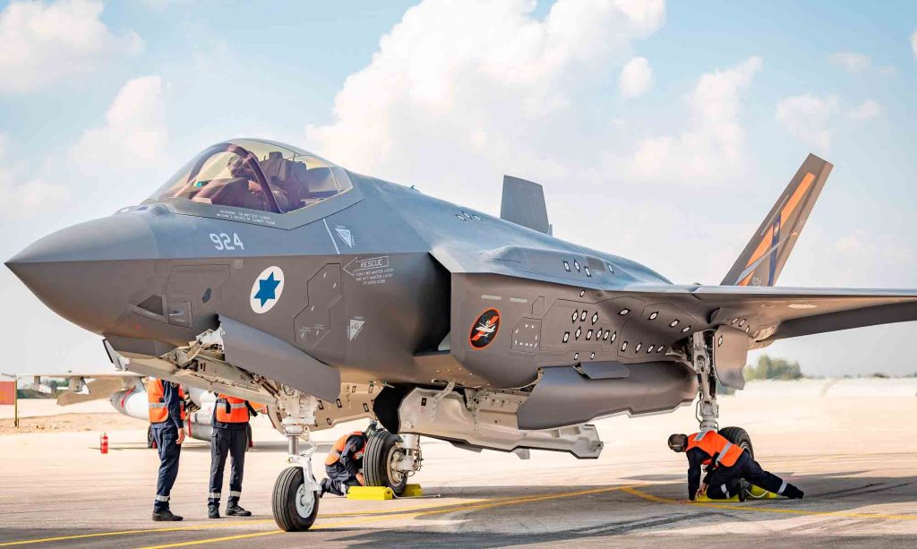 Η επιστροφή ισραηλινού F-35 στη Νεβατίμ – Ανοιχτός πλέον ο εναέριος χώρος του Ισραήλ (βίντεο)
