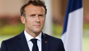Ε.Μακρόν: «Η Γαλλία θα έκανε τα πάντα για να αποφύγει μια ανάφλεξη στη Μέση Ανατολή»