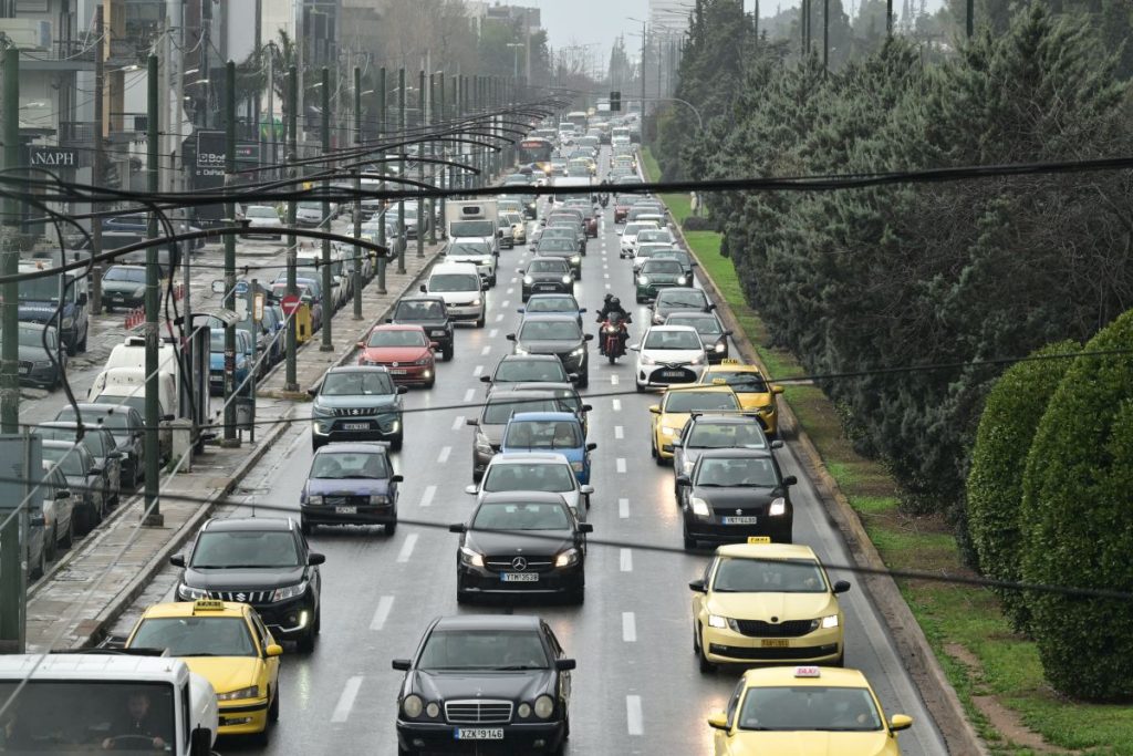 Αυξημένη η κίνηση στους δρόμους της Αττικής – Ποιους να αποφύγετε