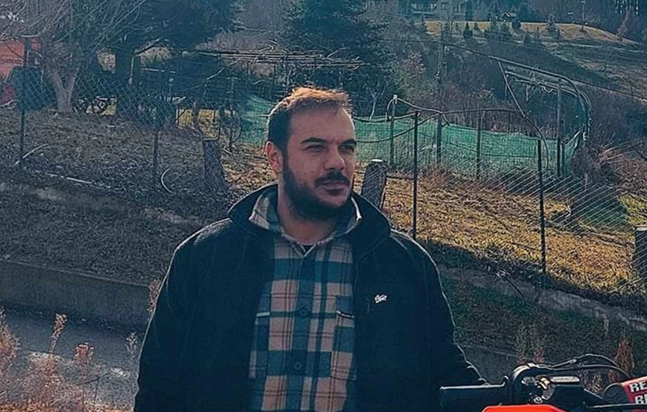 Πειραιάς: Ποιος ήταν ο 31χρονος ειδικός φρουρός που σκοτώθηκε από την κατάρρευση κτιρίου (φωτο) 