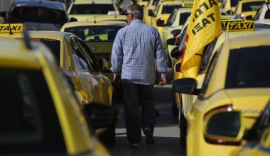 Απεργία: Ποιες ώρες θα τραβήξουν «χειρόφρενο» αύριο τα ταξί