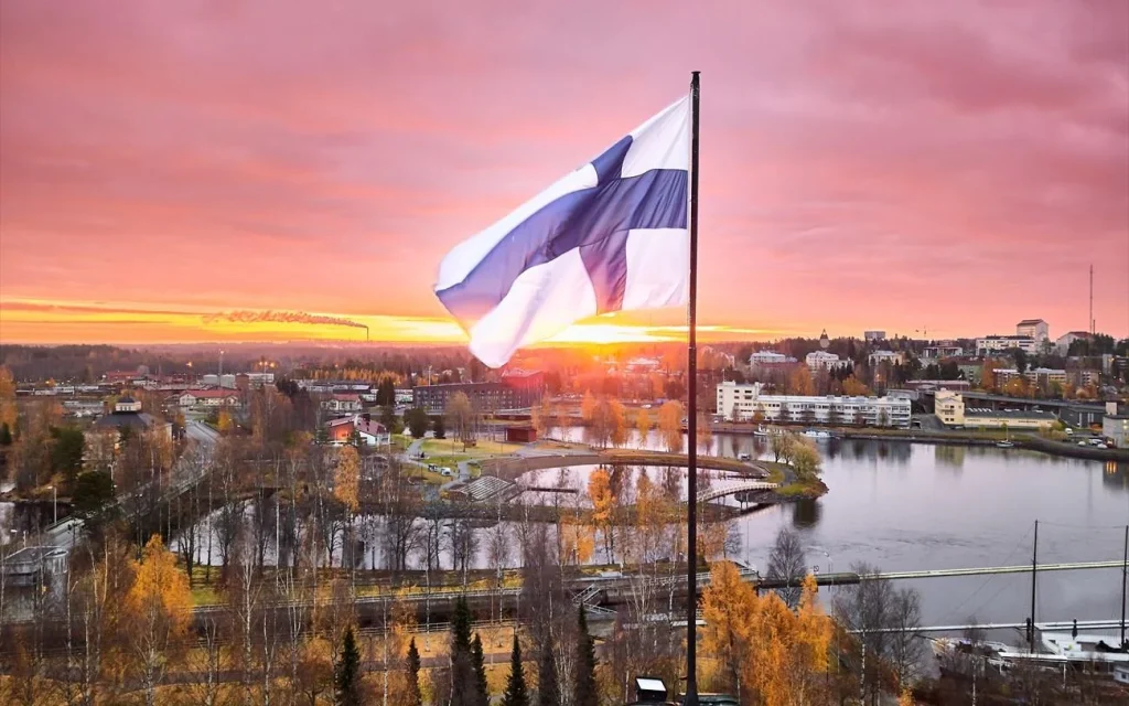 Η φινλανδική κυβέρνηση ανακοινώνει μέτρα λιτότητας για τον περιορισμό του δημόσιου χρέους