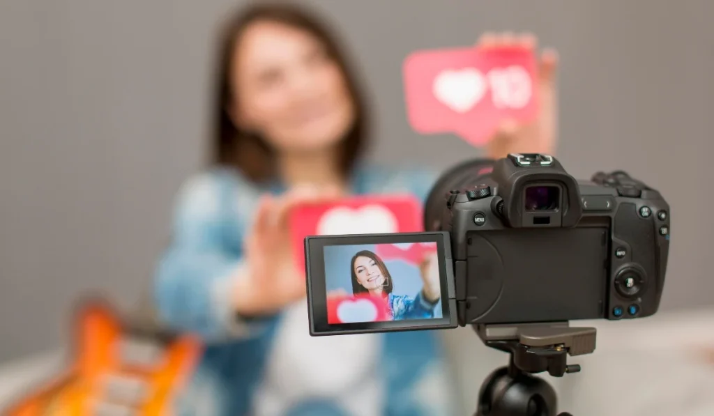 Πανευρωπαϊκή πρωτοβουλία για έλεγχο 576 influencer – Ανάμεσα τους και 20 Έλληνες