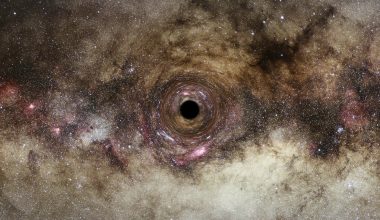 Επιστήμονες εντόπισαν τεράστια μαύρη τρύπα – Είναι 33 φορές μεγαλύτερη από τον Ήλιο (βίντεο)