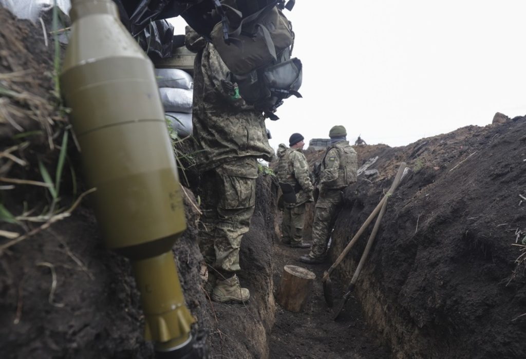 Πρωθυπουργός Τσεχίας Πετρ Φιάλα: «Είκοσι χώρες θα αγοράσουν εκτός Ευρώπης 500.000 οβίδες για τον Στρατό της Ουκρανίας»
