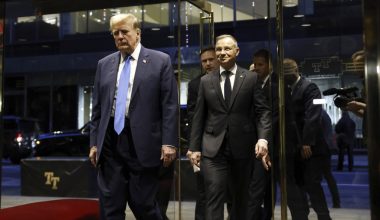 Ιδιωτική συνάντηση με τον Ν.Τραμπ στη Νέα Υόρκη είχε ο Πολωνός πρόεδρος Α.Ντούντα – Τι συζήτησαν