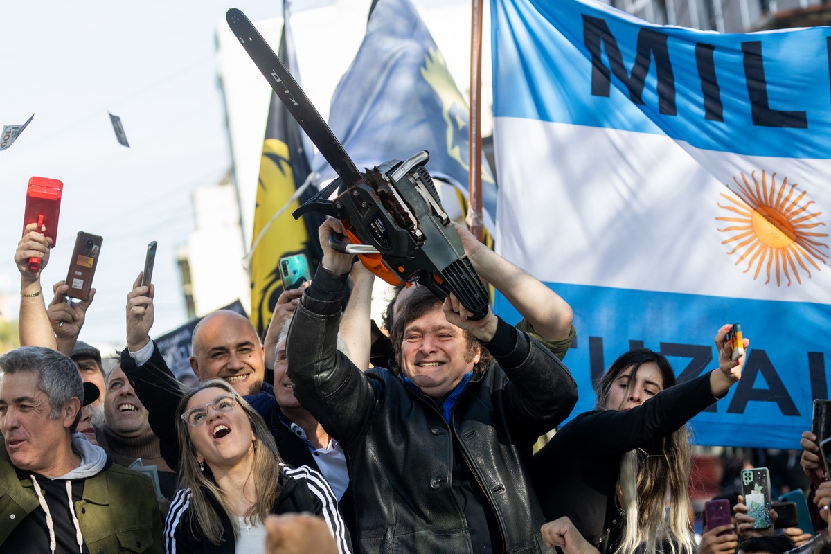 Ο Χ.Μιλέι ζητά να γίνει η Αργεντινή «παγκόσμιος εταίρος» του ΝΑΤΟ