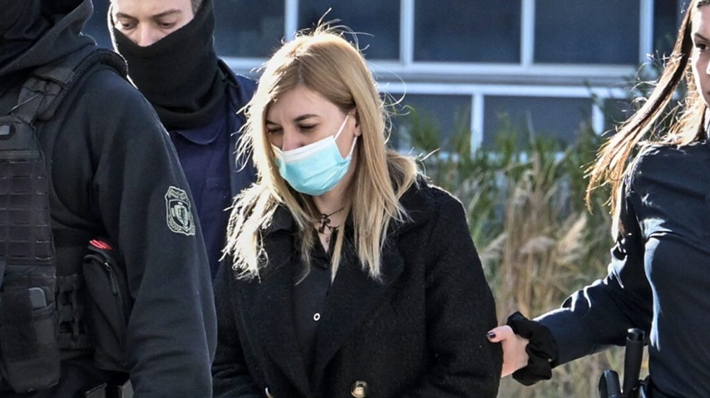 Πατέρας Ρούλας Πισπιρίγκου για θάνατο Ίριδας: «Το πανάκι είχε σάλιο και αίμα»