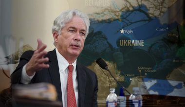 Διευθυντής CIA Μπιλ Μπερνς: «Η Ουκρανία χωρίς την βοήθεια των ΗΠΑ θα χάσει τον πόλεμο κατά της Ρωσίας έως το τέλος του 2024»