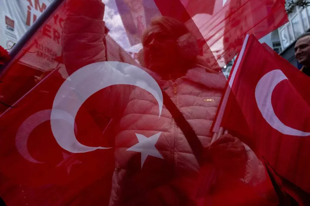 Η Τουρκία κάλεσε σε αυτοσυγκράτηση για να αποφευχθεί ευρύτερη σύγκρουση στη Μέση Ανατολή