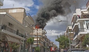 Θεσσαλονίκη: Πολυκατοικία τυλίχθηκε στις φλόγες 