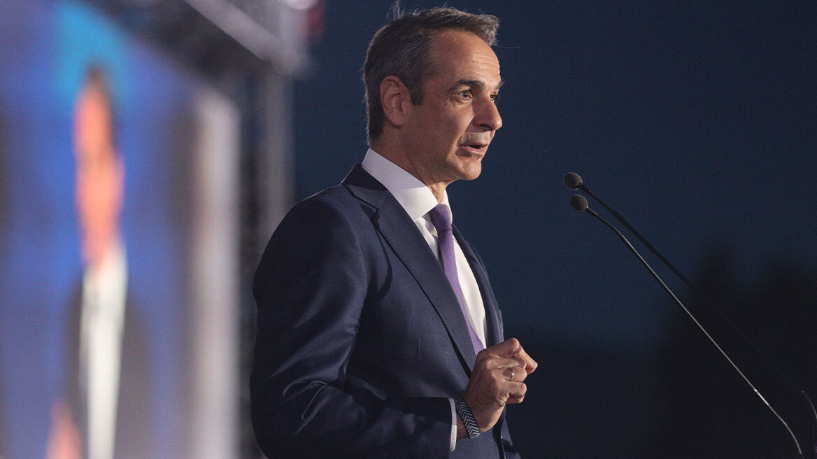 Κ.Μητσοτάκης: «Στη δική μου βάφτιση σχηματίστηκε μία μπάλα μπάσκετ»