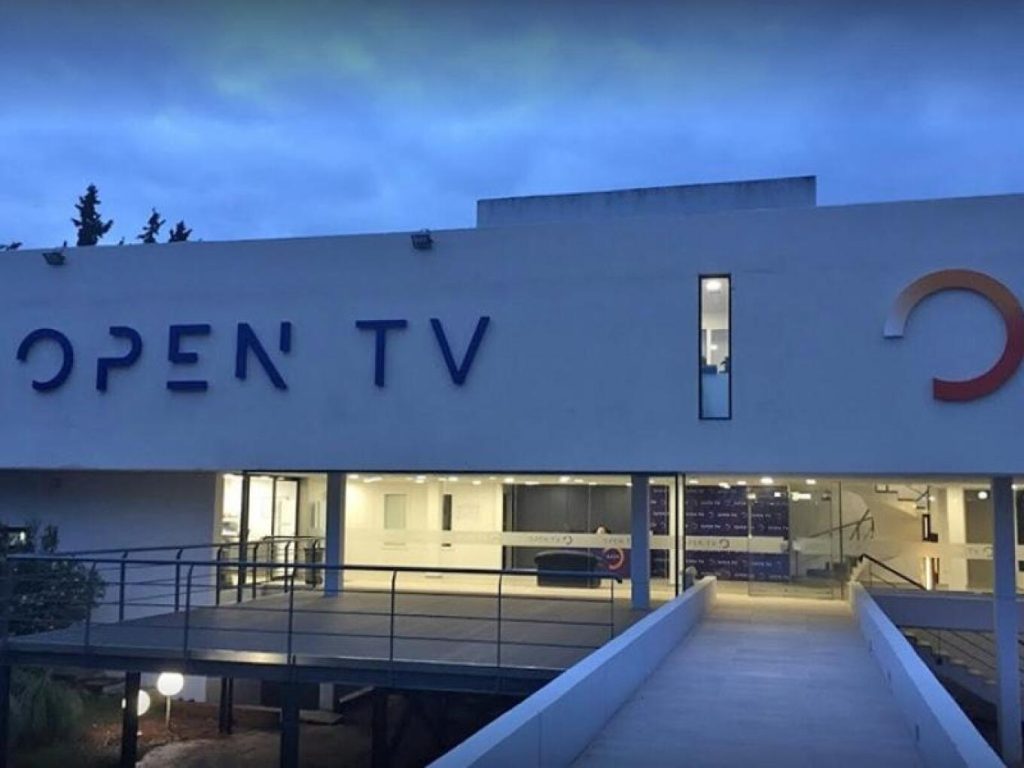 Φάρσα το τηλεφώνημα για βόμβα στον τηλεοπτικό σταθμό Open (upd)