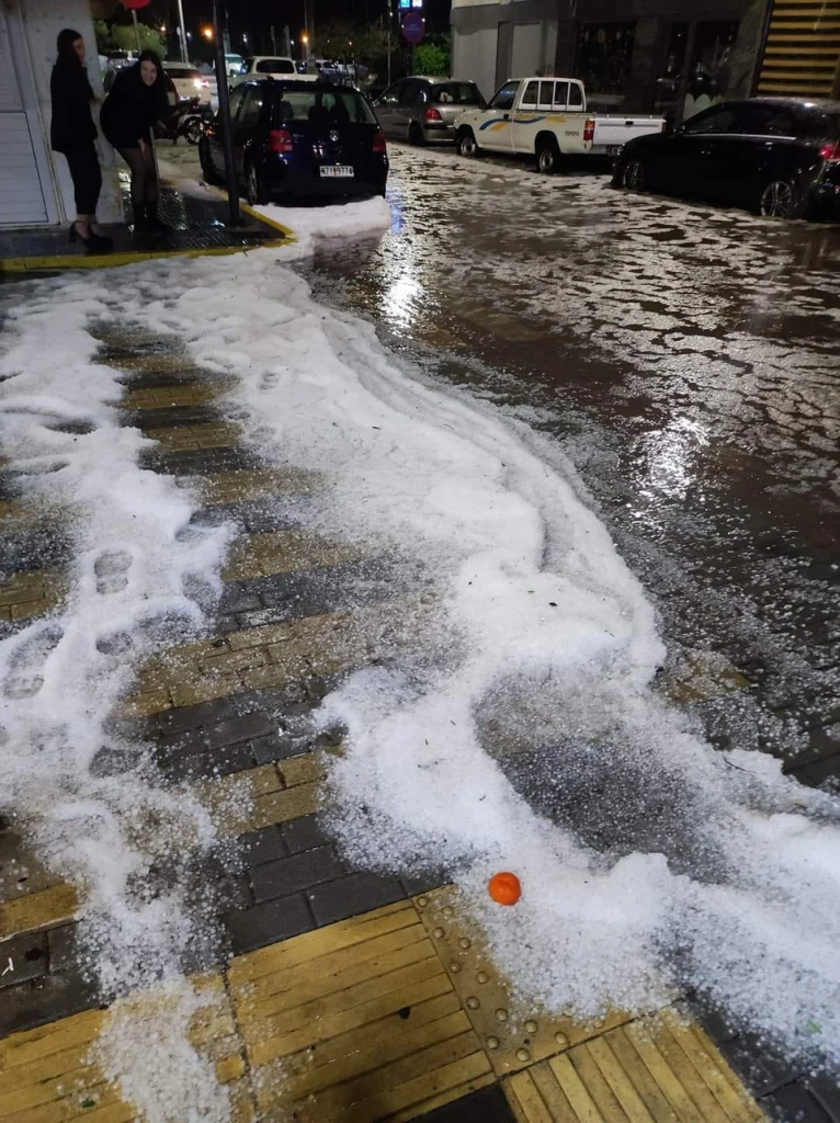 Χαλκιδική: Σφοδρή χαλαζόπτωση έπληξε περιοχές της Νέας Προποντίδας (φώτο-βίντεο)