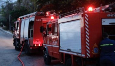 Στις φλόγες διαμέρισμα στα Ιωάννινα – Απεγκλωβίστηκαν δύο άτομα