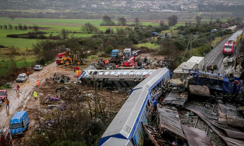 «Σφαγή» στα Τέμπη: Ξεσπά η κόρη του μηχανοδηγού – «Δουλειά του κράτους να μάθει τι έχει γίνει»