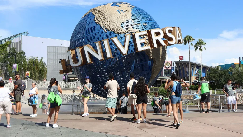 Ατύχημα μέσα στα Universal Studios: Τραμ έχασε τον έλεγχο λόγω κομμένων φρένων