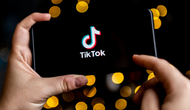 Η ΕΕ ετοιμάζεται να απαγορεύσει το TikTok Lite – «Είναι τόσο εθιστικό όσο και τα τσιγάρα»
