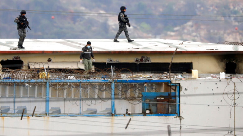 Ισημερινός: «Κύμα» βίας «σαρώνει» τη χώρα ενόψει δημοψηφίσματος για τις συμμορίες – Δολοφονήθηκε διευθυντής φυλακών (βίντεο)