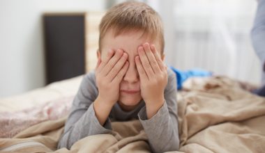 Τεμπέλικο μάτι στα παιδιά: Τι είναι και ποιες οι αιτίες εμφάνισής του