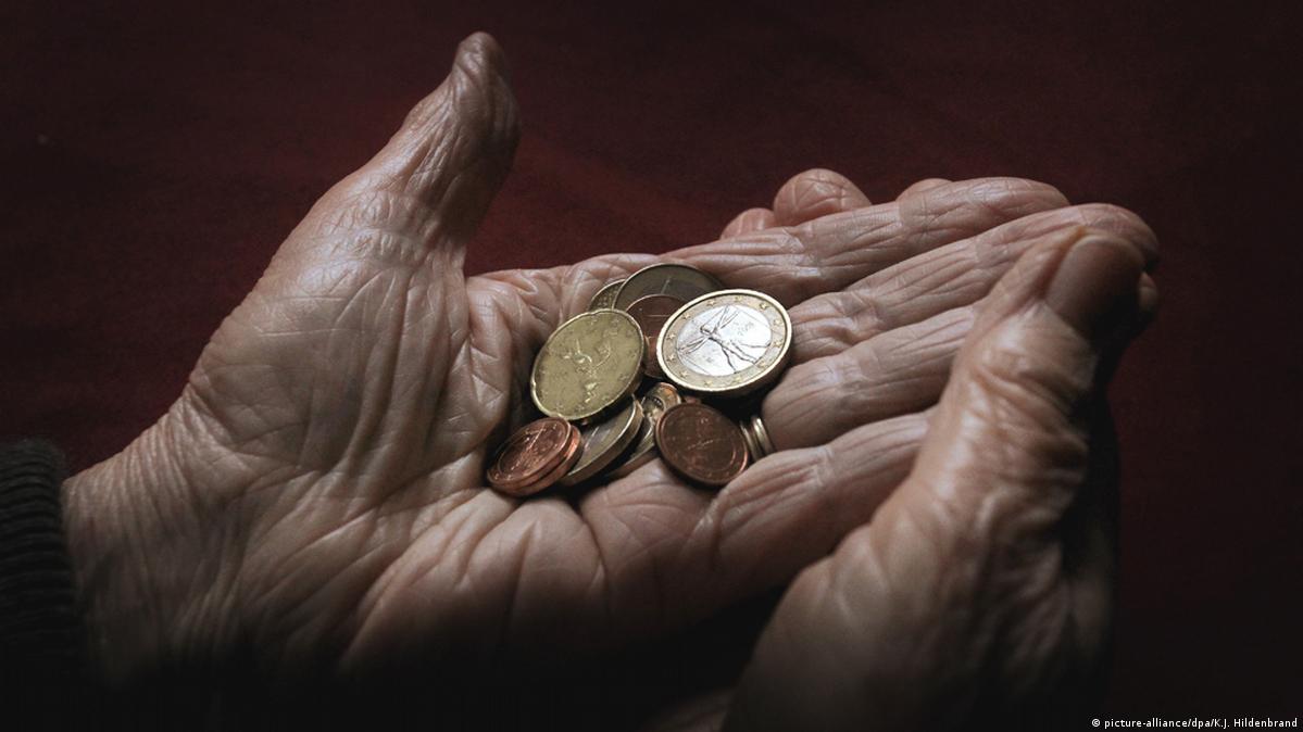 Μελέτη της Αναλογιστικής Αρχής: Σύνταξη 800 ευρώ και δουλειά μετά τα 70 έτη για 1 στους 4 μελλοντικούς συνταξιούχους