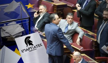 «Σπαρτιάτες»: Ένα κοινοβουλευτικό κόμμα λιγότερο στις Ευρωεκλογές γιατί… «έτσι τους αρέσει»!