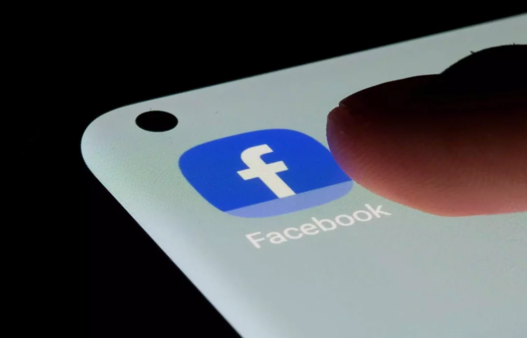Το κόλπο των επιτήδειων με τις αγγελίες για να αδειάζουν λογαριασμούς μέσω Facebook