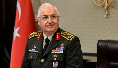 Τούρκος ΥΠΑΜ για πρόεδρο της Γερμανίας: «Ο άνθρωπος κόβει ντονέρ θα τον ρωτήσουμε για τα Eurofighter αφού τελειώσει τη δουλειά του»