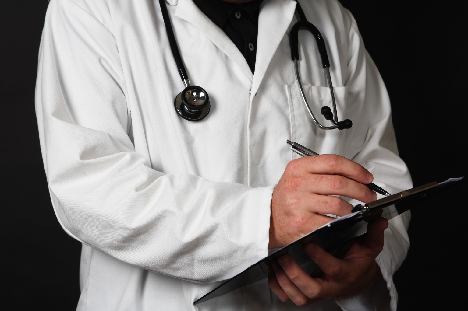 Επιστολή ΙΣΑ σε Α.Γεωργιάδη για εργασία των ιδιωτών ιατρών στα δημόσια νοσοκομεία