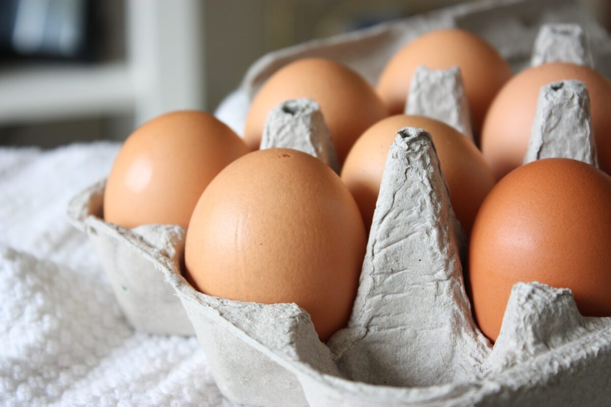 Αυγά: «Στο κόκκινο» η τιμή τους λίγο πριν το Πάσχα – Ποιος ο λόγος