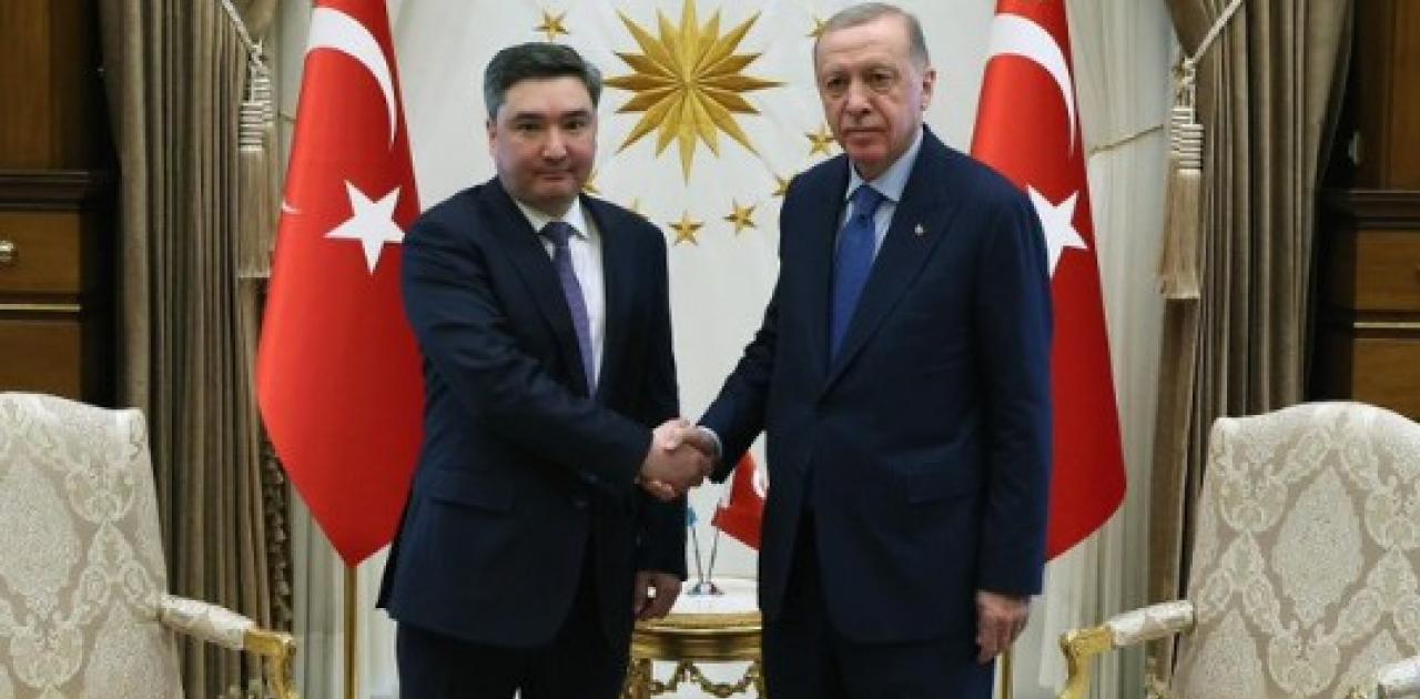 Ρ.Τ.Ερντογάν: Συναντήθηκε με τον πρωθυπουργό του Καζακστάν