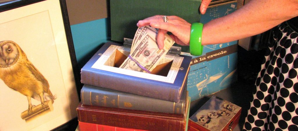 Αυτές είναι οι ιδανικές κρυψώνες για λεφτά και πολύτιμα αντικείμενα στο σπίτι