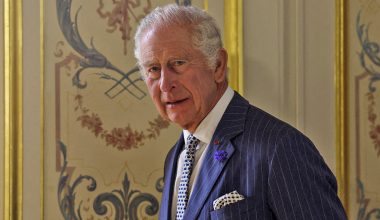 Βασιλιάς Κάρολος: «Είναι πραγματικά πολύ άρρωστος» – Ενημερώνεται συνεχώς το σχέδιο για την κηδεία του